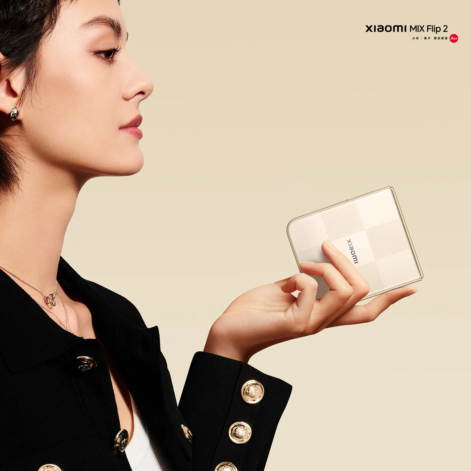 Xiaomi MIX Flip 2