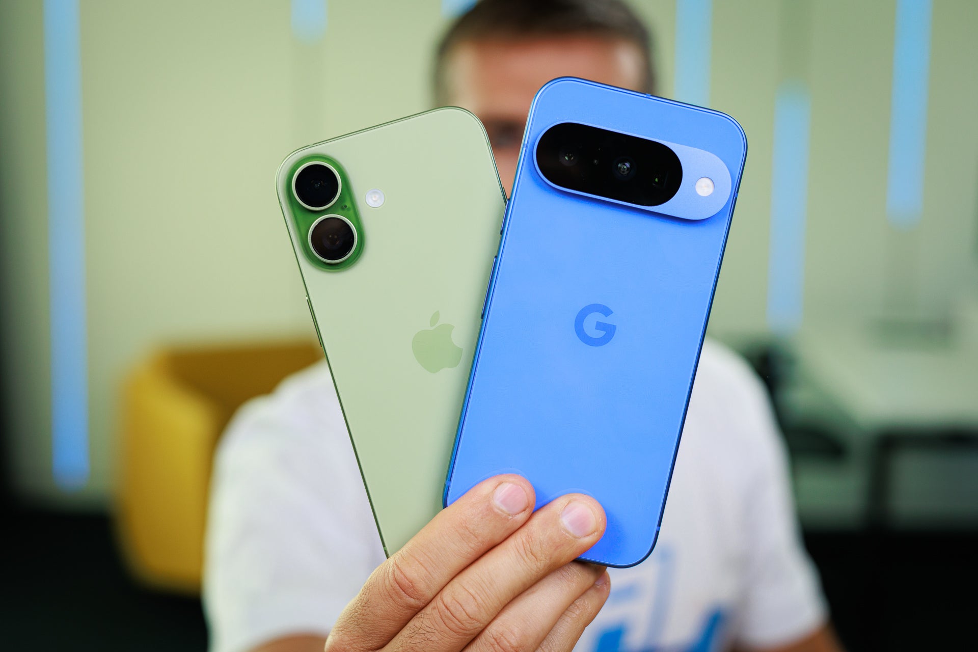 iPhone 17 vs. Google Pixel 10