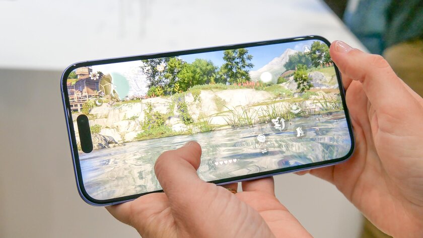 iPhone 16