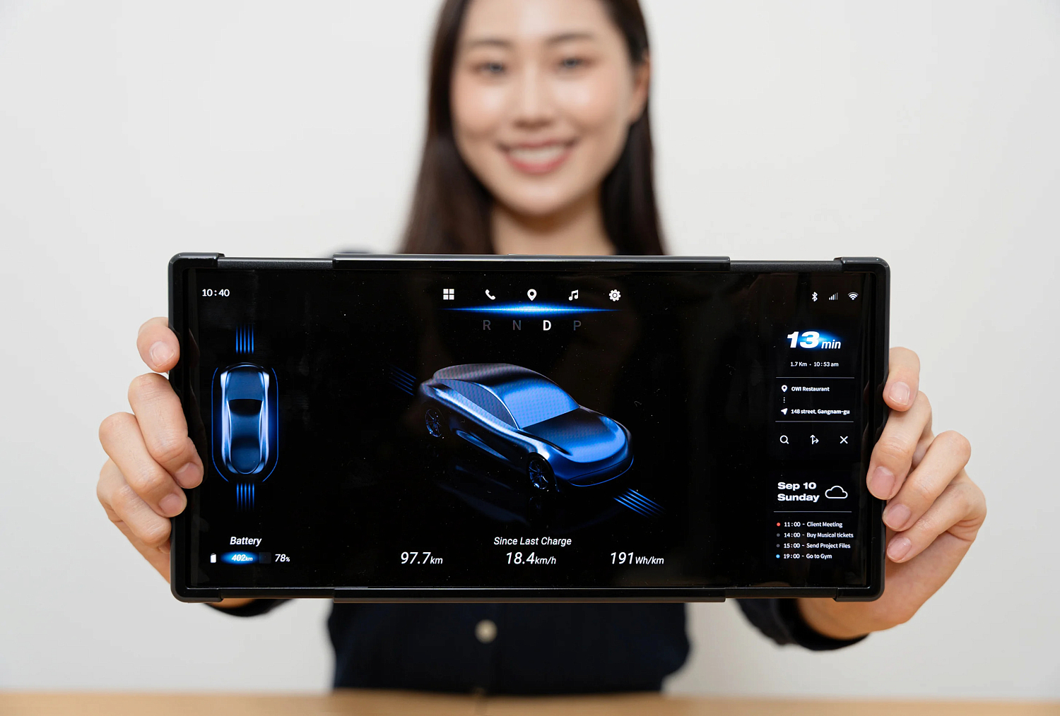 Новые мониторы Samsung: частота обновления 500 Гц, складные экраны и не только