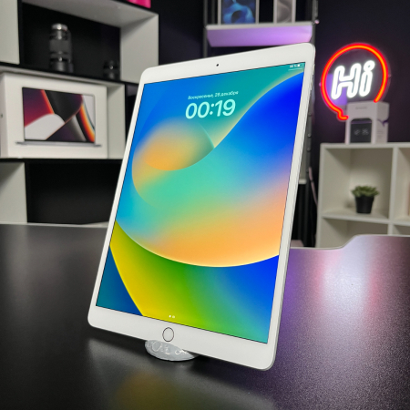 Trade in Apple iPad Air (3-го поколения, 2019) Wi-Fi 64Gb Silver IMEI: LMPF