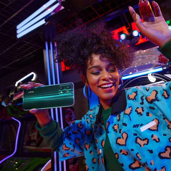 Realme 9 Pro+ 6/128Gb Aurora Green, зеленый