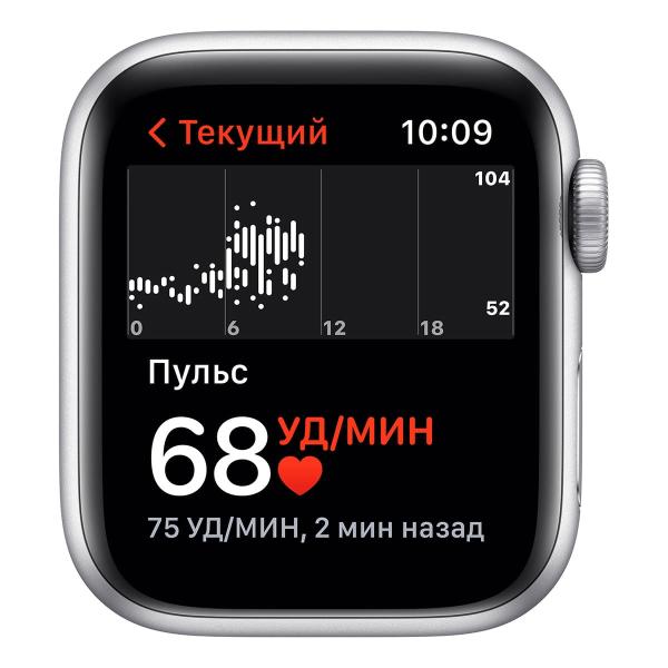 Apple Watch SE (2020), 40 мм корпус из алюминия серебристого цвета, спортивный ремешок цвета «синий омут»