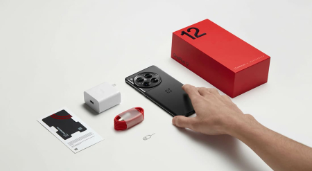 OnePlus 12 12/256Gb (CPH2573) Silky Black, черный