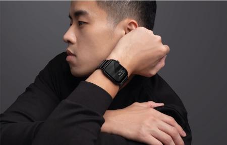 Ремешок UNIQ для Apple Watch 42/44/45 мм Strova Strap Link Steel (44MM-STRVBLK) Черный